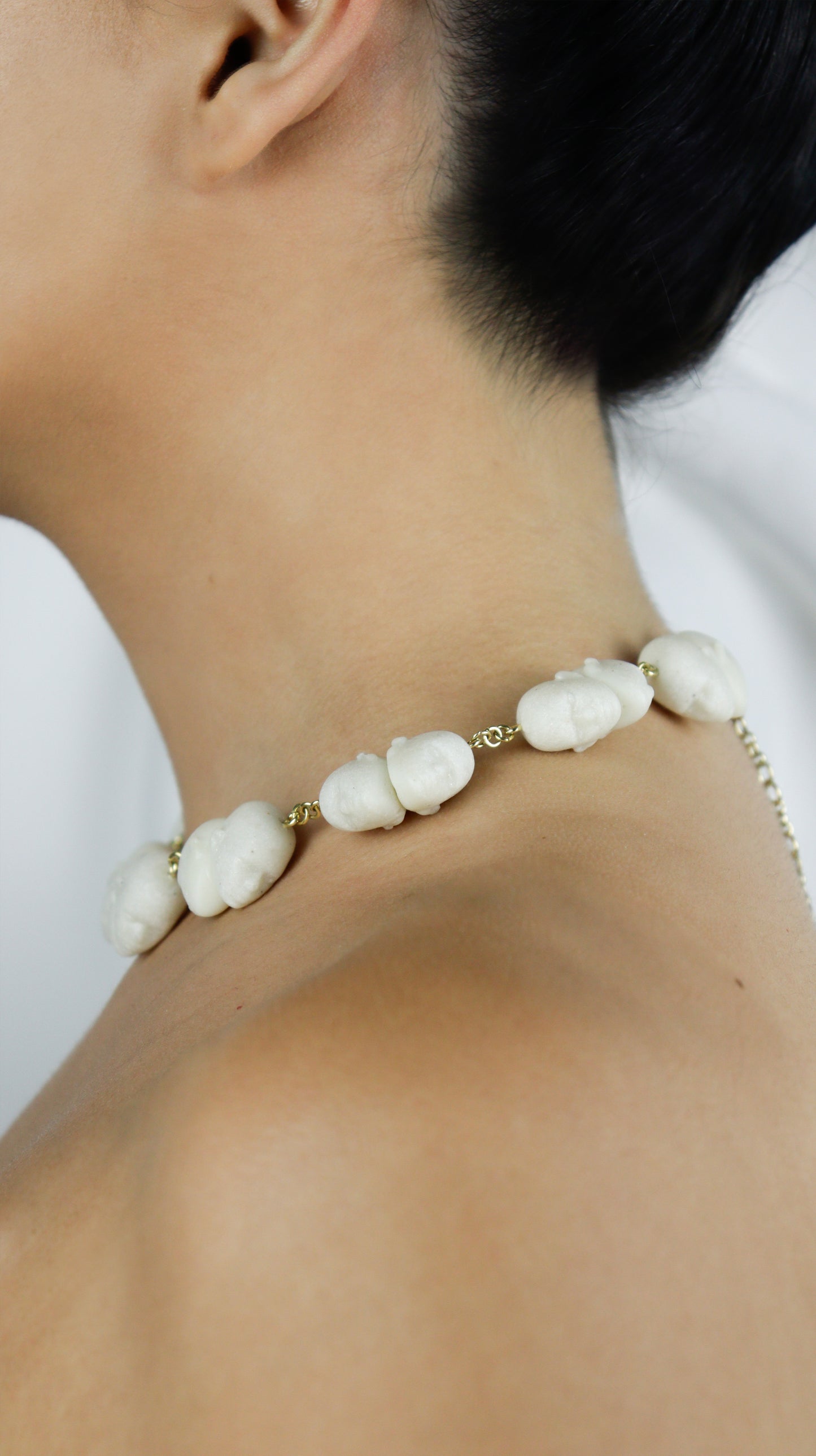 SUSPIRA NECKLACE