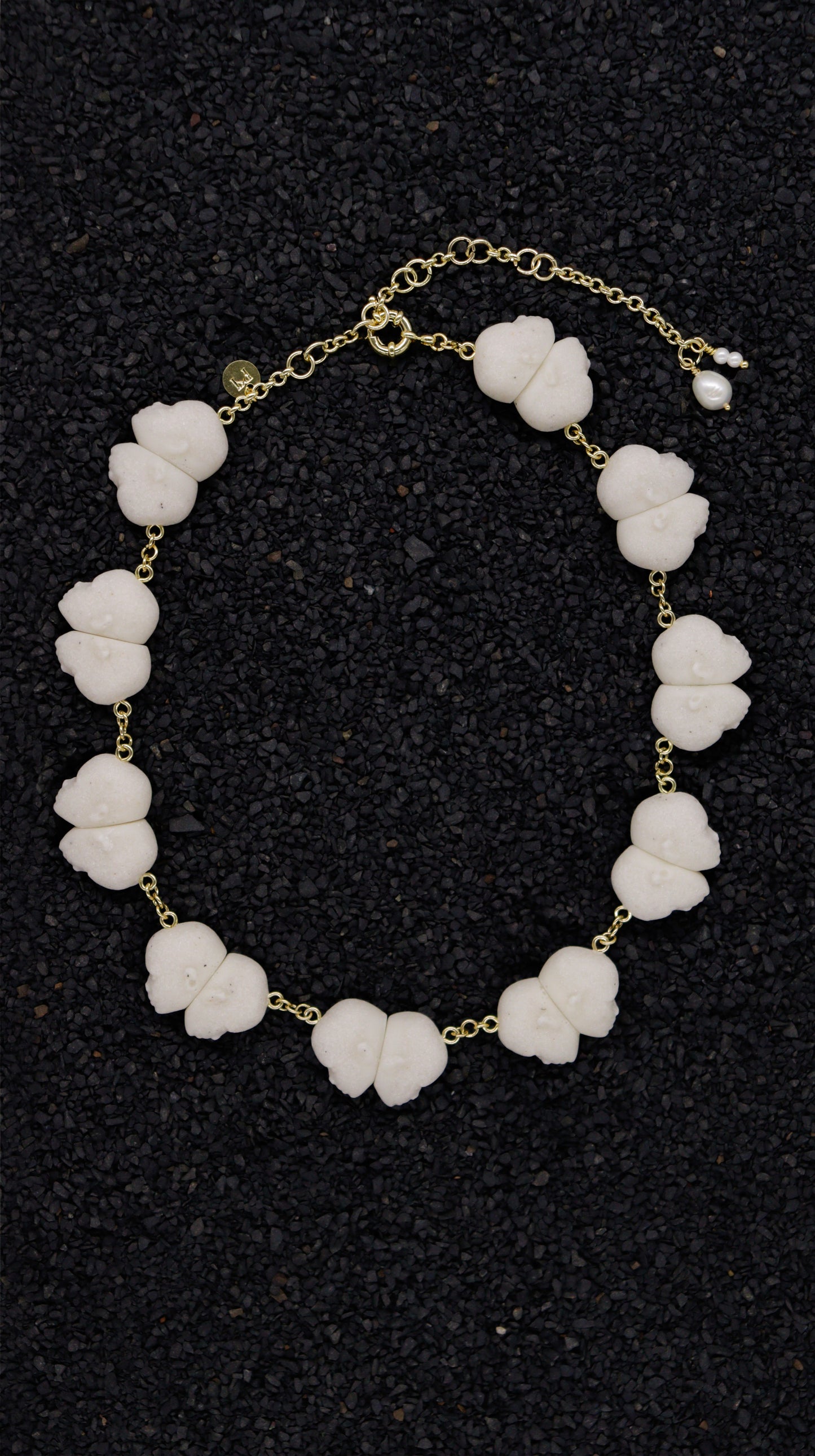 SUSPIRA NECKLACE