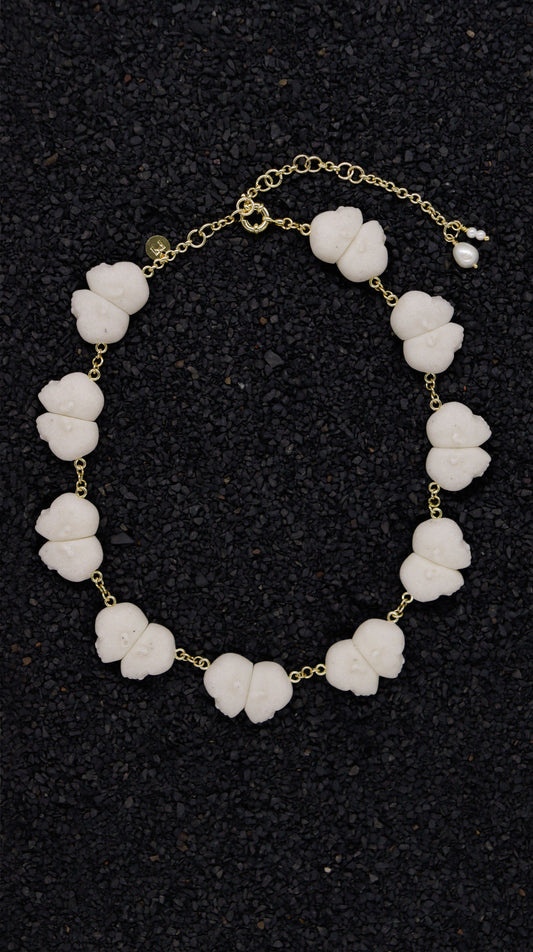 SUSPIRA NECKLACE